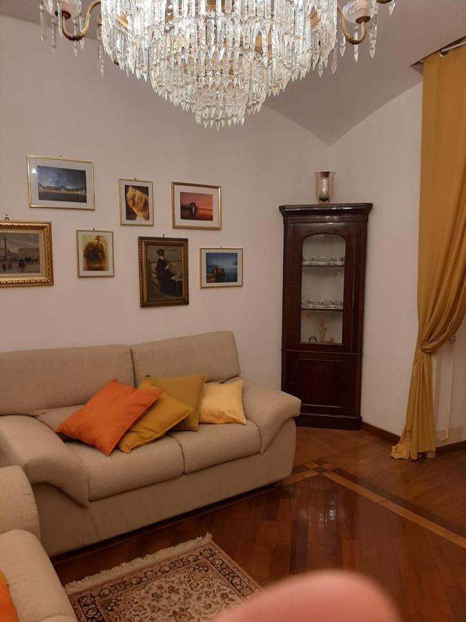 Hotel La Casa Di Francesca Napoli Esterno foto